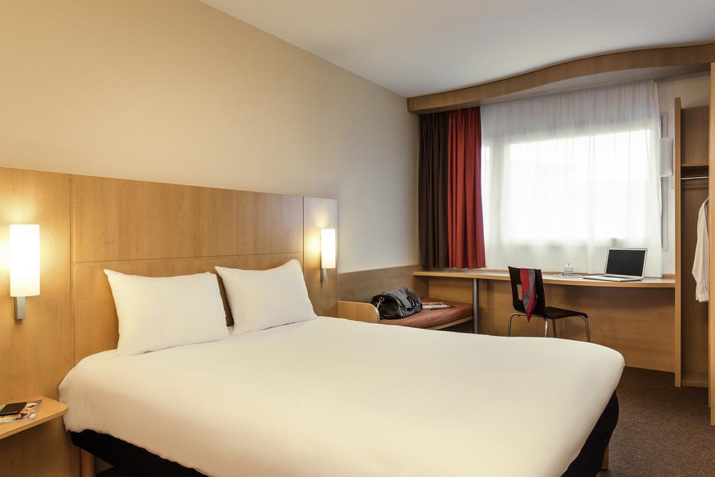 Ibis Mulhouse Centre Filature Hotel Exterior photo